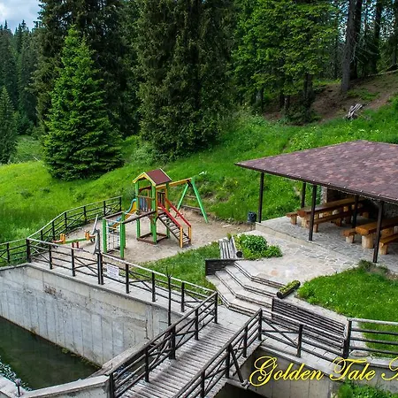 Golden Tale Apartment *